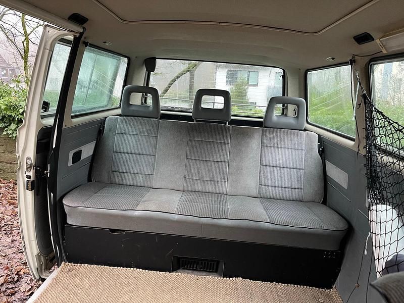 Second-hand VW T3 112 CP (82 kW) 1987 Alb Van