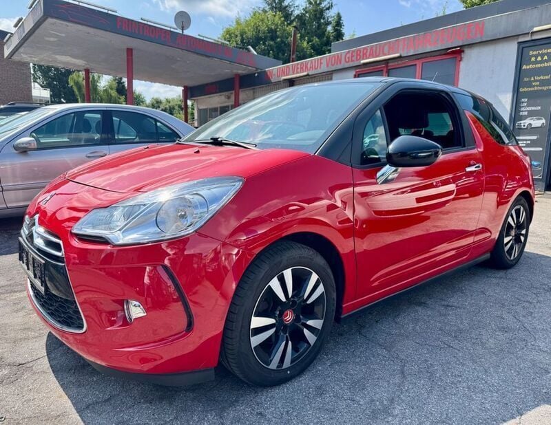 Rot Gebraucht 2011 Citroën DS3 So Chic Coupé | 3.900 € (Superpreis) - Bild 1/4