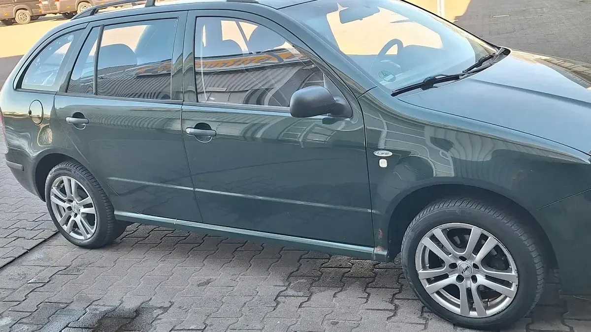 Gebraucht Skoda Fabia 75 PS (55 kW) 2002 Grau Kombi