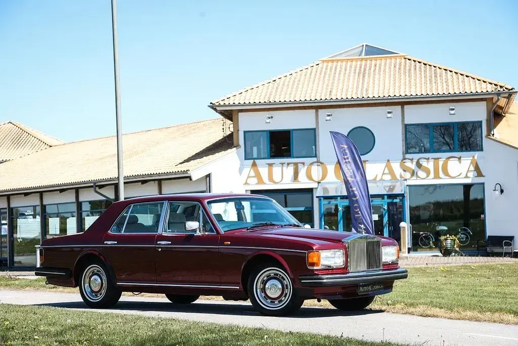 Gebraucht Rolls Royce Silver Spirit 203 PS (149 kW) 1984 Rot Limousine