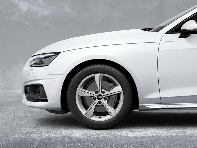 Gebraucht Audi A4 Advanced 150 PS (110 kW) 2024 Gletscherweiß metallic Kombi