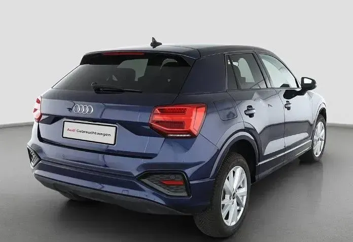 Gebraucht Audi Q2 Advanced Plus 150 PS (110 kW) 2025 Navarrablau metallic SUV