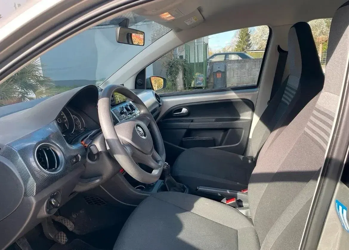 Occasion VW up! 60 ch (44 kW) 2018 Argent Citadine