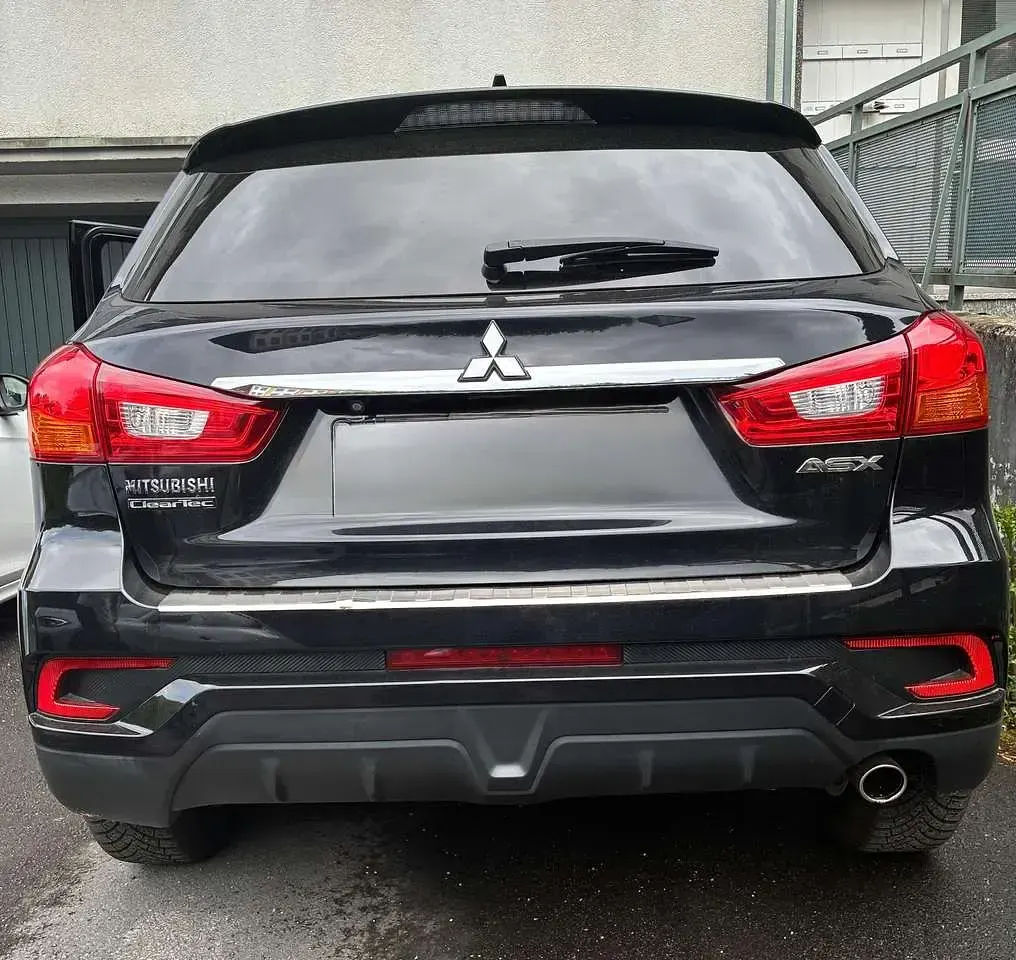 Gebraucht Mitsubishi ASX Edition 117 PS (86 kW) 2018 Schwarz SUV