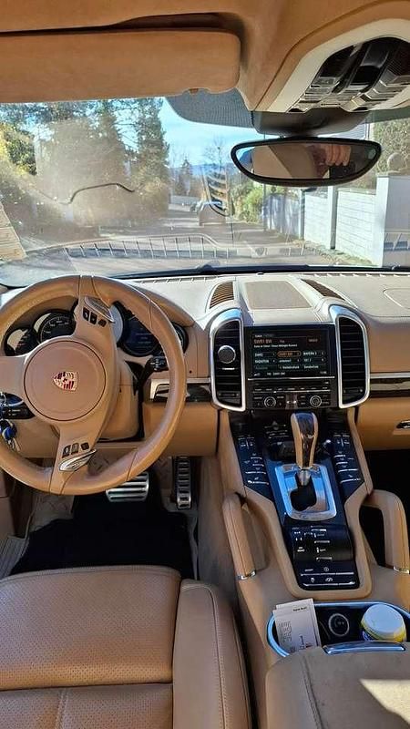 Gebraucht Porsche Cayenne GTS 420 PS (308 kW) 2014 Schwarz SUV