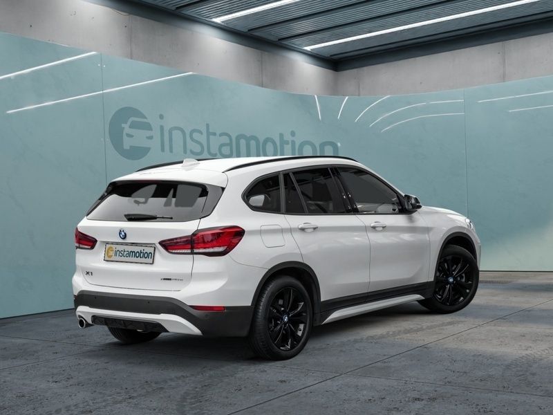 Gebraucht BMW X1 Sport Line 219 PS (161 kW) 2021 Weiß SUV