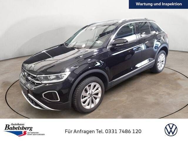 Schwarz Gebraucht 2024 VW T-Roc Style SUV | 29.998 € (Fairer Preis) - Bild 1/4