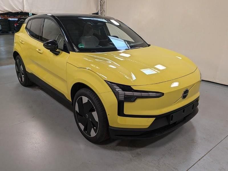 Moss yellow Gebraucht 2024 Volvo EX30 Ultra SUV | 35.480 € (Superpreis) - Bild 1/4