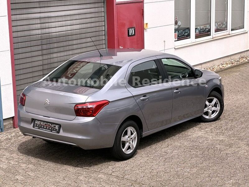 Gebraucht Citroën C-Elysee I SELECTION 116 PS (85 kW) 2018 Lack grau artense/metalliclac Limousine