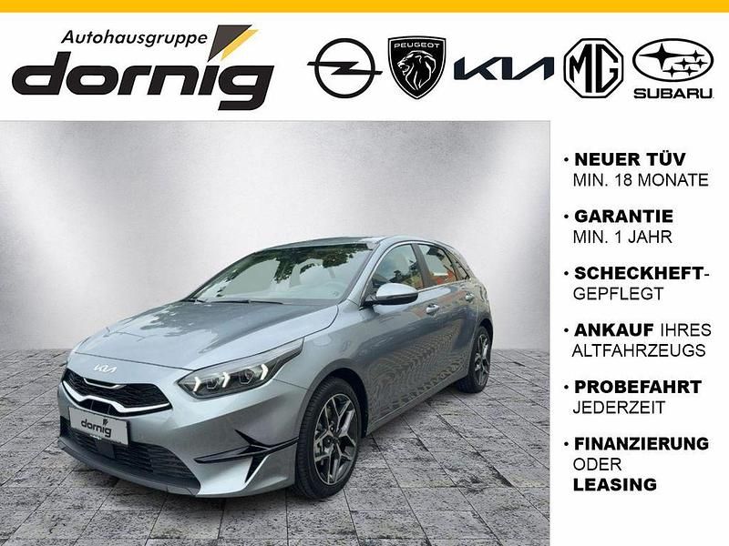 Lunar silber metallic Neu 2025 Kia Ceed Spirit Kleinwagen | 33.083 € - Bild 1/4