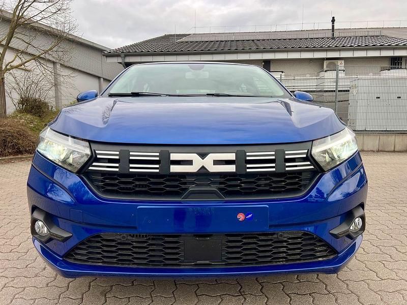 Gebraucht Dacia Sandero Expression 91 PS (66 kW) 2024 Blau SUV