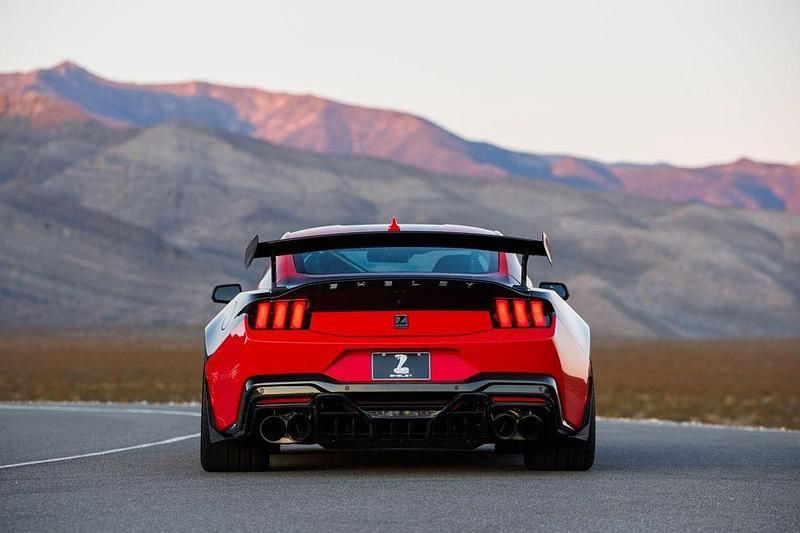 Neu Ford Shelby 850 PS (625 kW) 2026 Rot Coupé