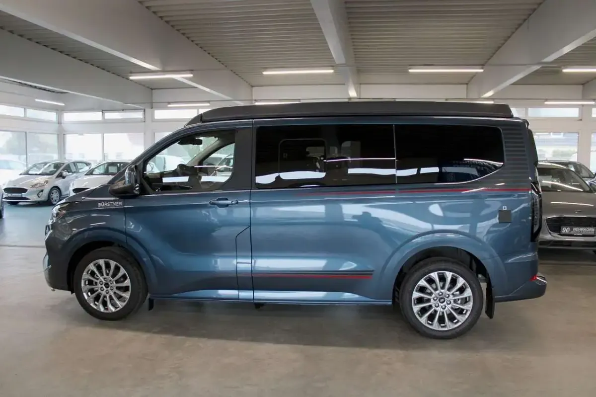Neu Ford Transit Custom Titanium 170 PS (125 kW) 2026 Blau Van / Kleinbus