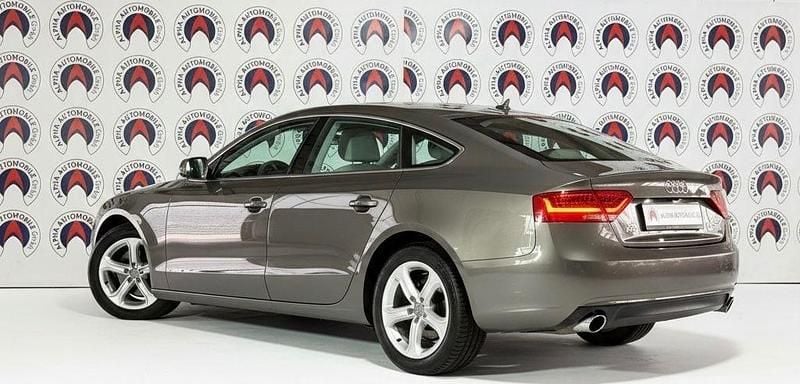 Gebraucht Audi A5 Sportback Advanced 177 PS (130 kW) 2016 Grau Kleinwagen