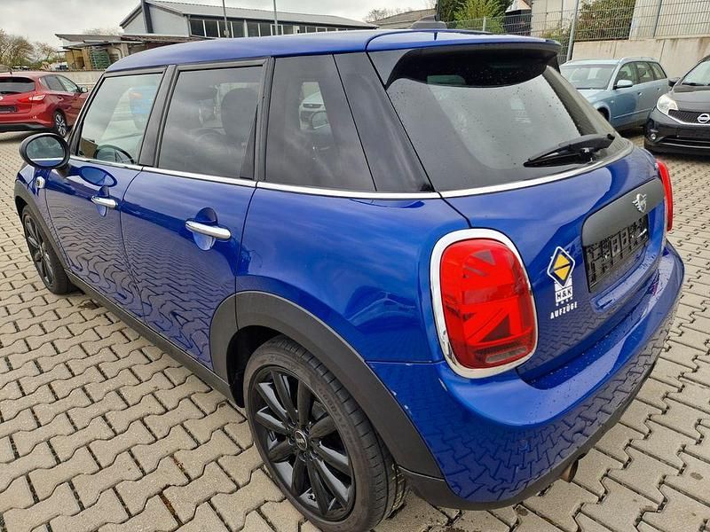 Second-hand Mini ONE 102 CP (75 kW) 2018 Albastru Hatchback