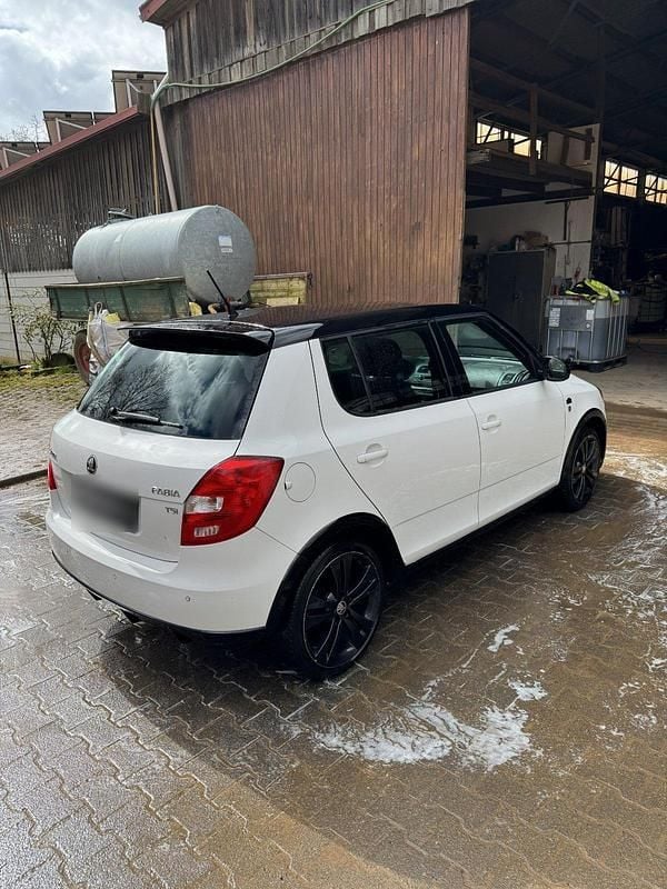 Gebraucht Skoda Fabia Monte Carlo 105 PS (77 kW) 2013 Weiß Kleinwagen