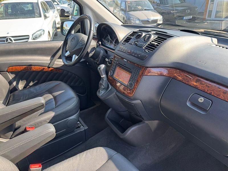 Gebraucht Mercedes Viano 224 PS (164 kW) 2012 Schwarz Van / Kleinbus