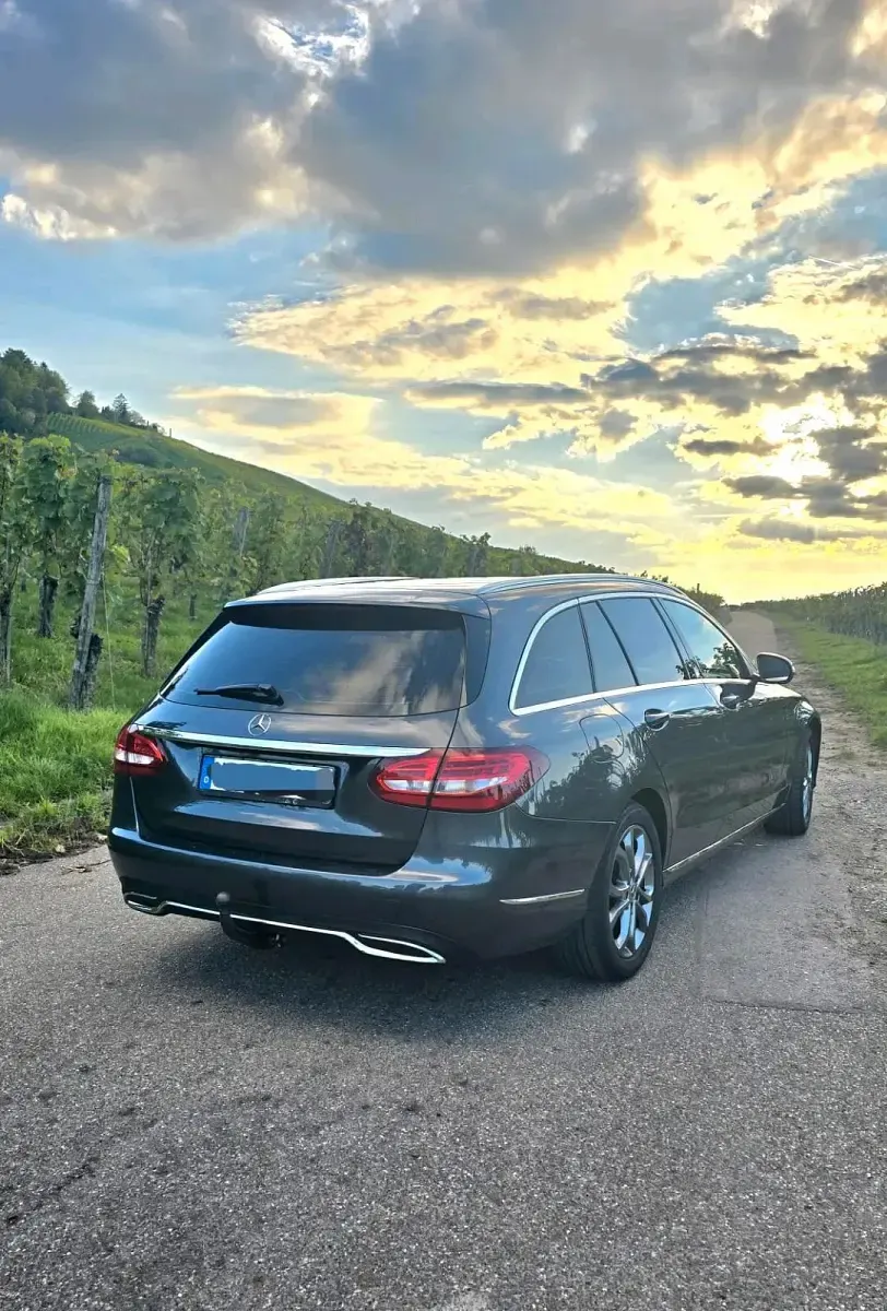 Gebraucht Mercedes C250 204 PS (150 kW) 2014 Grau Kombi