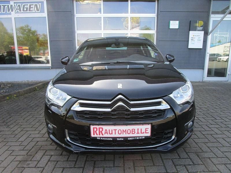 Gebraucht Citroën DS4 Sport Chic 163 PS (119 kW) 2013 Schwarz Kleinwagen