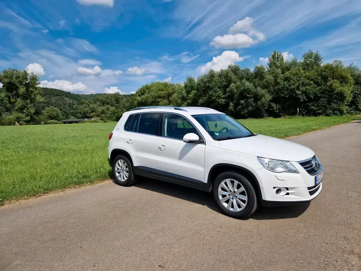 Gebraucht VW Tiguan 140 PS (102 kW) 2011 Weiß SUV