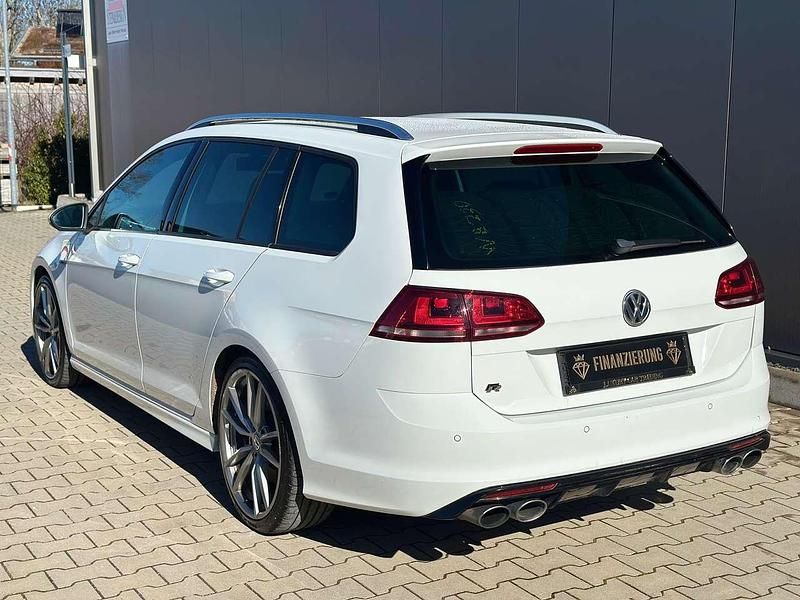 Gebraucht VW Golf VII R 300 PS (220 kW) 2016 Pure white Kombi