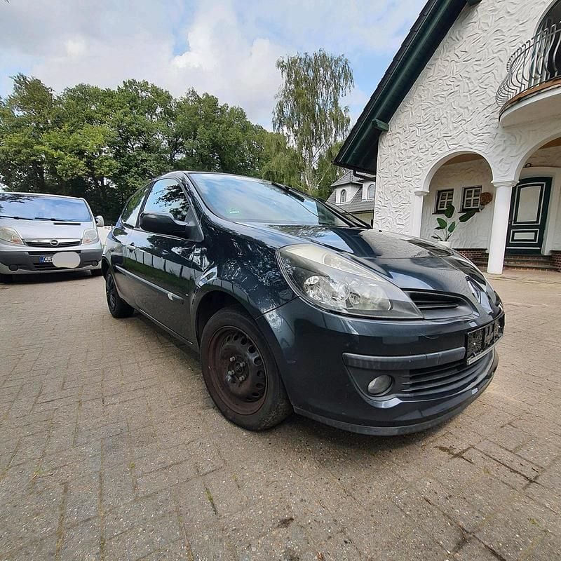 Gebraucht 2005 Renault Clio III Kleinwagen | 1.200 € (Superpreis) - Bild 1/4