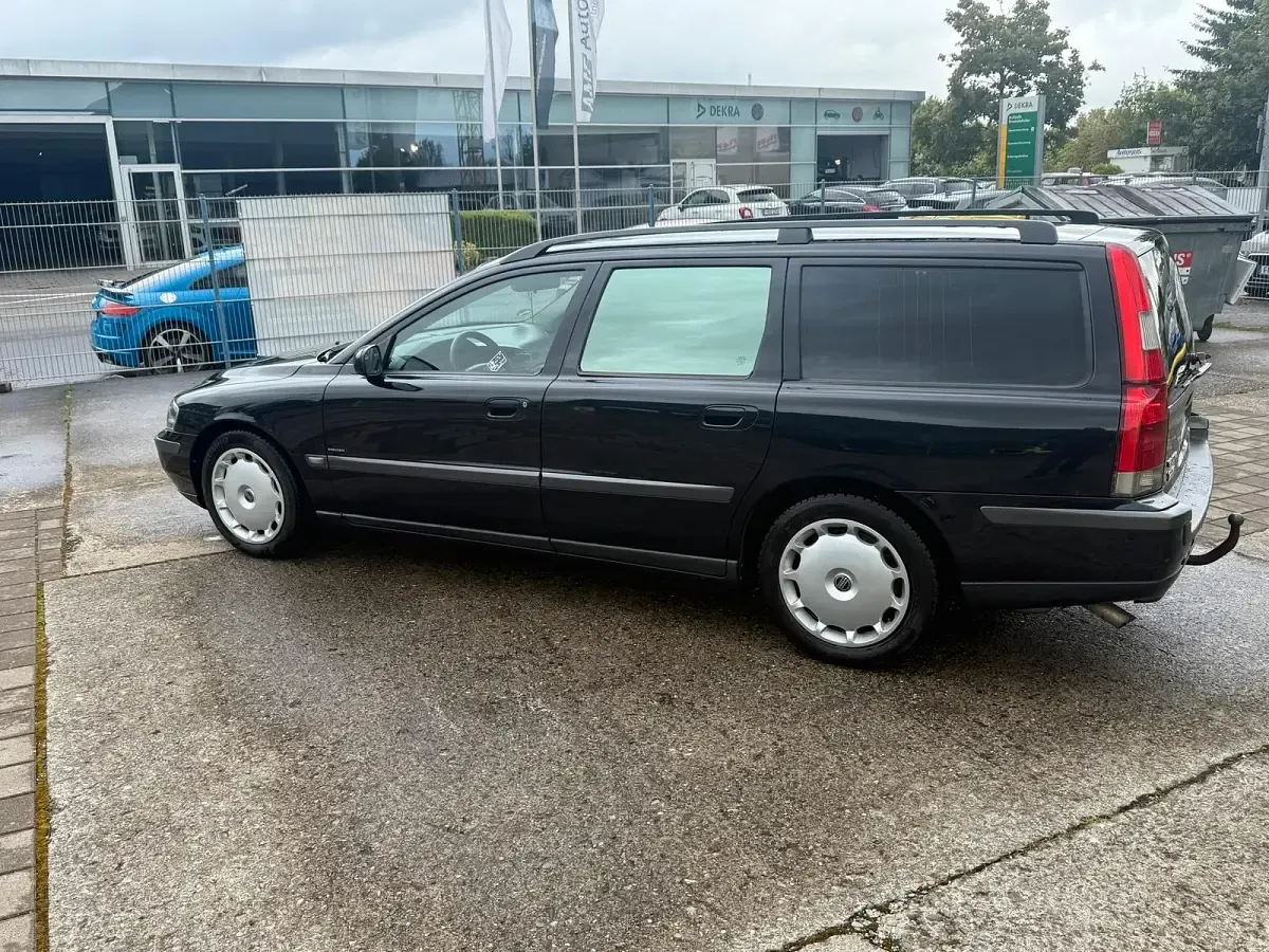Gebraucht Volvo V70 163 PS (119 kW) 2004 Schwarz Kombi