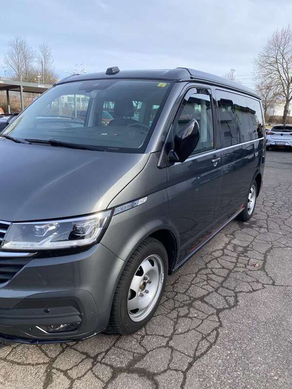 Grau Gebraucht 2021 VW T6.1 Edition Van | 60.900 € - Bild 1/4