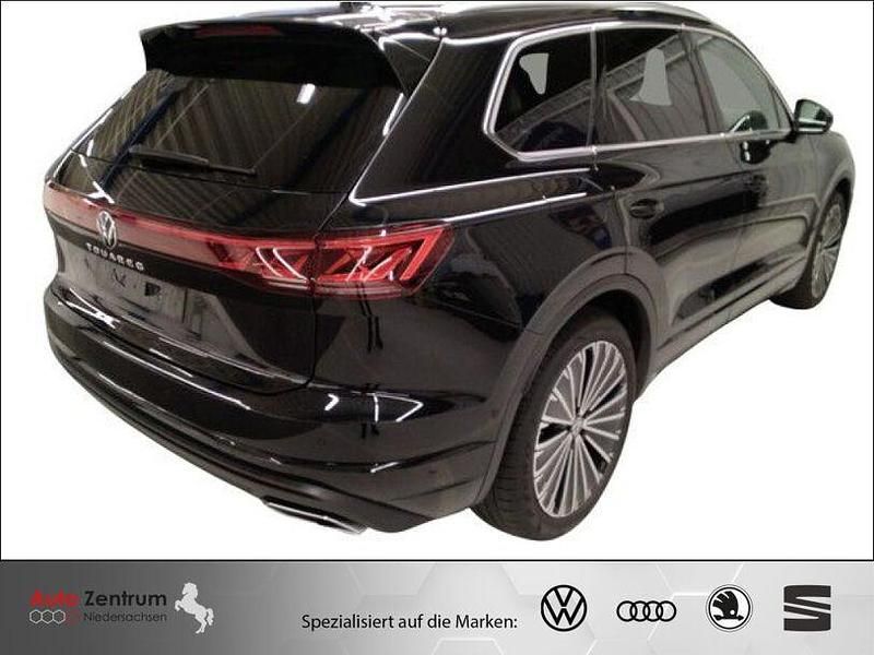 Grenadilla black metallic Gebraucht 2025 VW Touareg Elegance SUV | 70.970 € (Teuer) - Bild 1/4