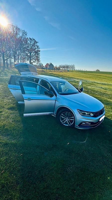 Gebraucht VW Passat R-line 240 PS (176 kW) 2015 Silber Kombi