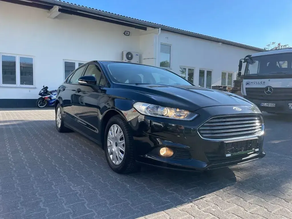 Gebraucht Ford Mondeo Trend 150 PS (110 kW) 2015 Other Limousine