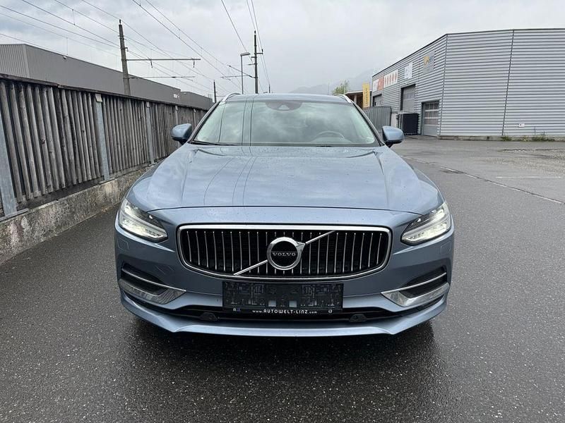 Gebraucht Volvo V90 Inscription 190 PS (139 kW) 2018 Grau Kombi
