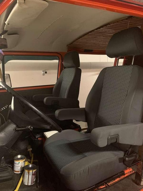 Gebraucht VW T3 77 PS (56 kW) 1985 Rot Van