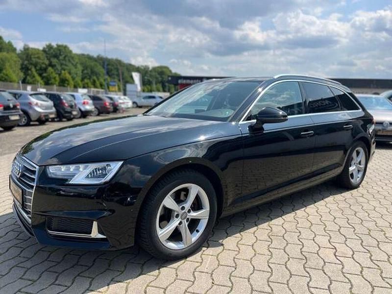 Gebraucht Audi A4 Sport 150 PS (110 kW) 2019 Schwarz Kombi