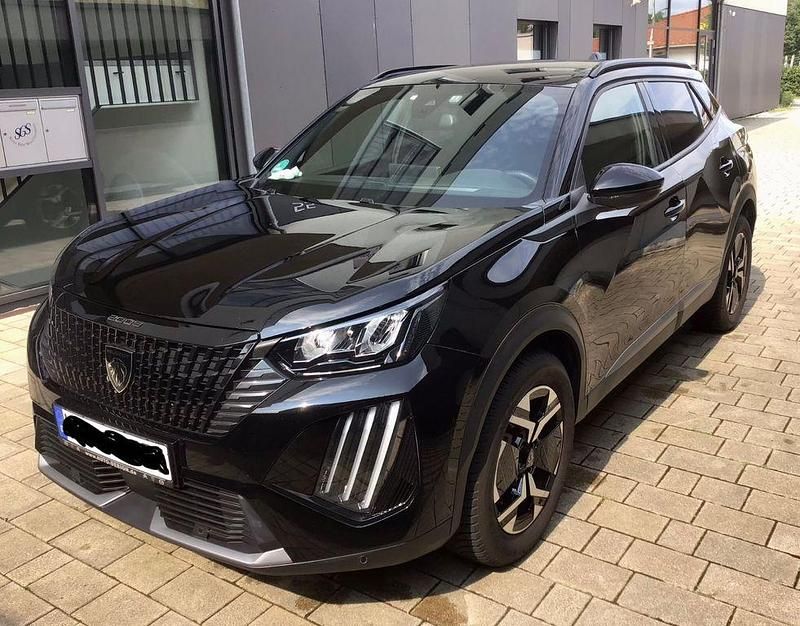 Schwarz Gebraucht 2023 Peugeot 2008 Allure SUV | 19.999 € (Guter Preis) - Bild 1/4