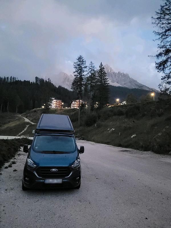 Gebraucht Ford Transit Custom Nugget 186 PS (136 kW) 2021 Blau Van / Kleinbus