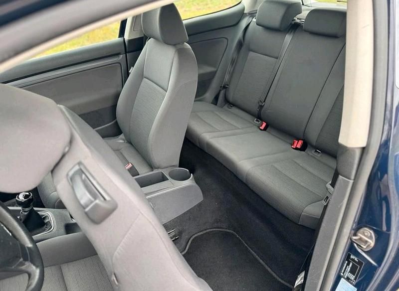 Gebraucht VW Golf V 83 PS (61 kW) 2007 Blau Kleinwagen