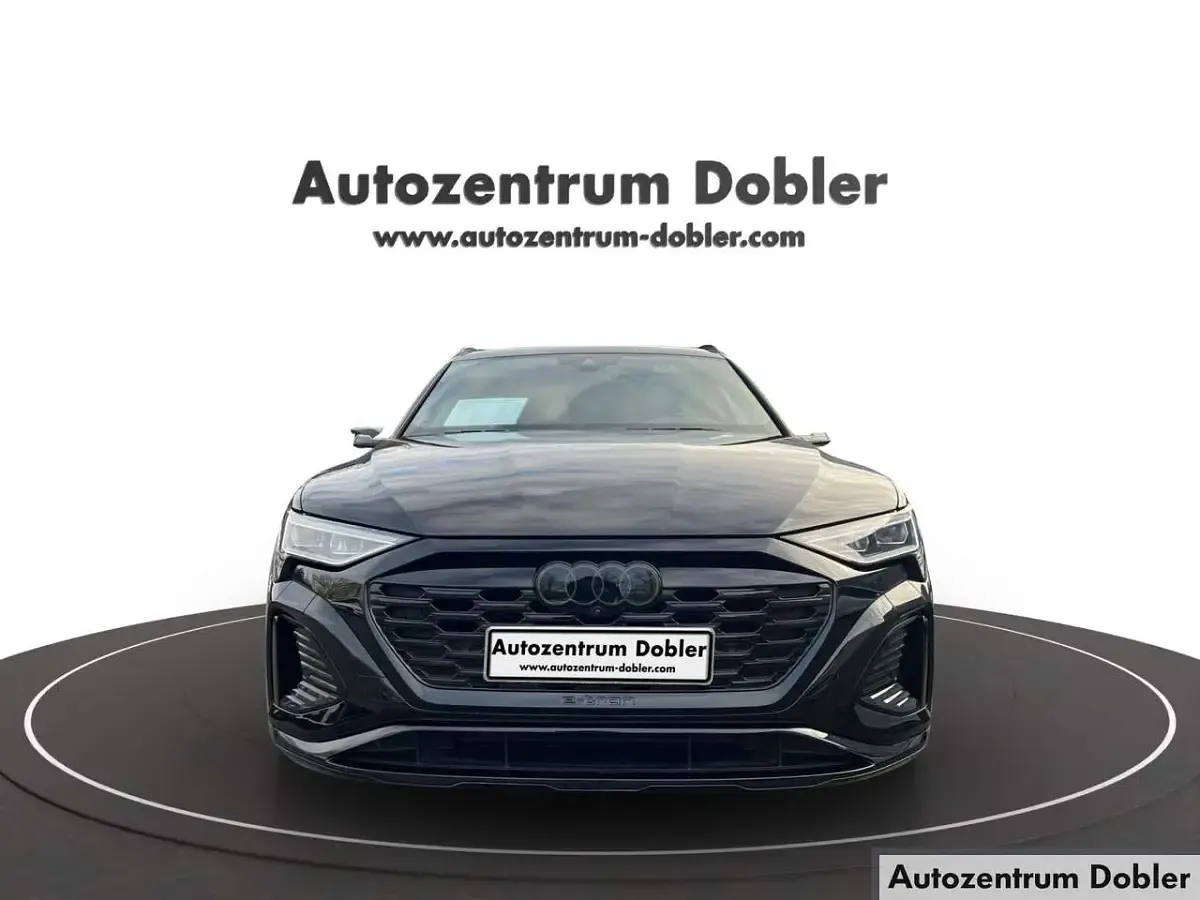 Gebraucht Audi Q8 Sportback e-tron S-Line 300 kW (408 PS) 2023 Mythosschwarz SUV