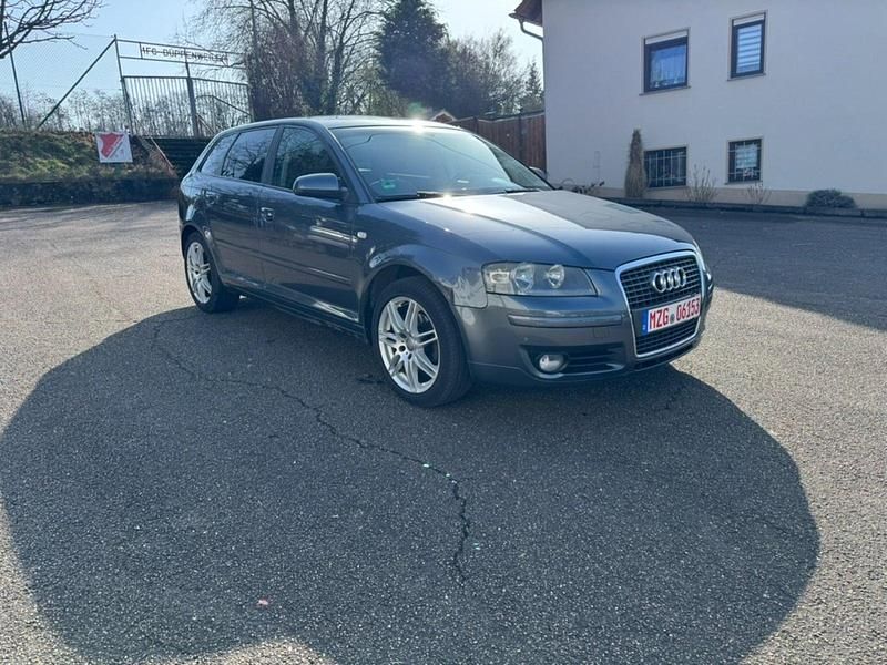Usata Audi A3 150 CV (110 kW) 2005 Grigio Utilitaria