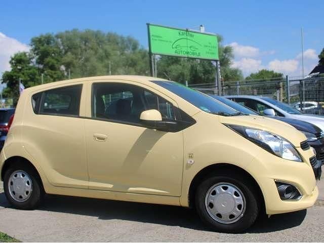 Honey mellow yellow Gebraucht 2013 Chevrolet Spark LT Kleinwagen | 3.490 € (Fairer Preis) - Bild 1/4