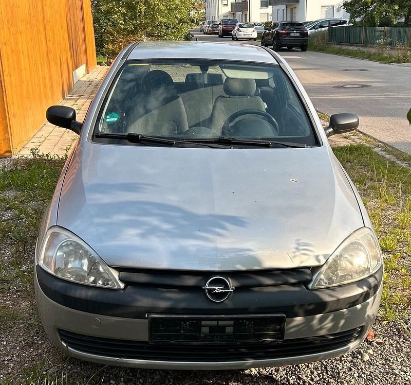 Silber Gebraucht 2001 Opel Corsa Kleinwagen | 250 € (Superpreis) - Bild 1/3