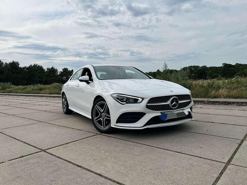 Gebraucht 2023 Mercedes CLA200 AMG line Coupé | 32.000 € (Fairer Preis) - Bild 1/4