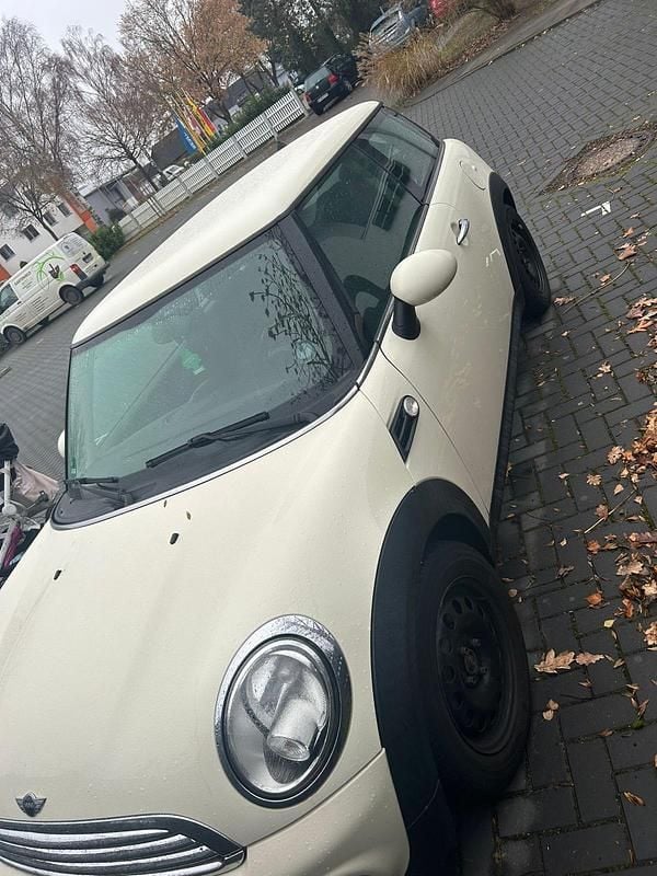 Second-hand Mini Cooper 116 CP (85 kW) 2011 Bej Hatchback