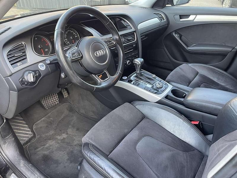 Gebraucht Audi A4 Ambition 204 PS (150 kW) 2012 Phantomschwarz perleffekt Limousine