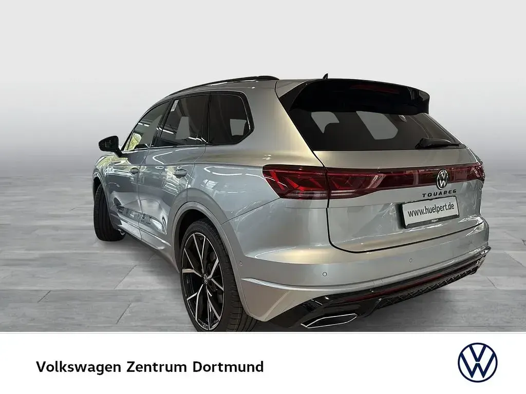 Gebraucht VW Touareg R-line 286 PS (210 kW) 2025 Silber SUV