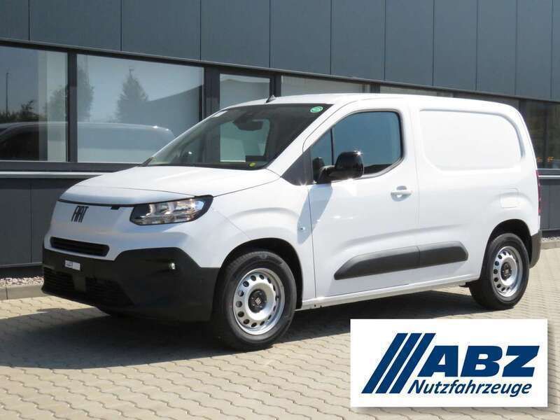Weiß Neu 2025 Fiat e-Doblò Van / Kleinbus | 29.714 € (Etwas zu teuer) - Bild 1/4