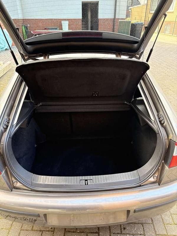 Second-hand Seat Leon 105 CP (77 kW) 2004 Hatchback