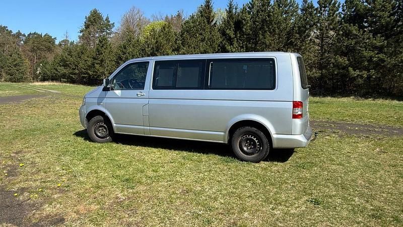 Gebraucht VW Caravelle 105 PS (77 kW) 2006 Silber Van