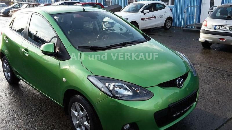 Gebraucht Mazda 2 86 PS (63 kW) 2008 Grün Kleinwagen
