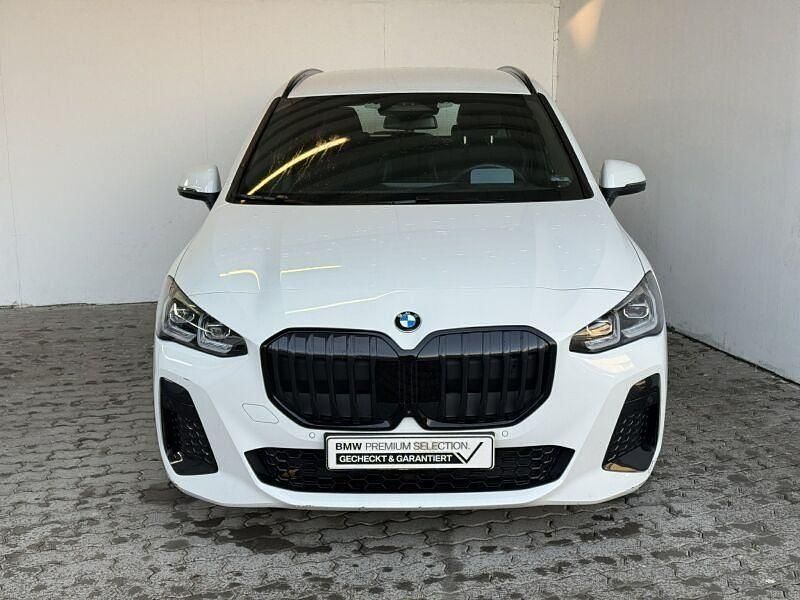 Gebraucht BMW 220 Active Tourer Comfort Edition 156 PS (114 kW) 2025 Weiß Van / Kleinbus